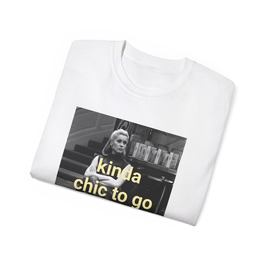 T shirt "Kinda Chic To Go To Therapy"